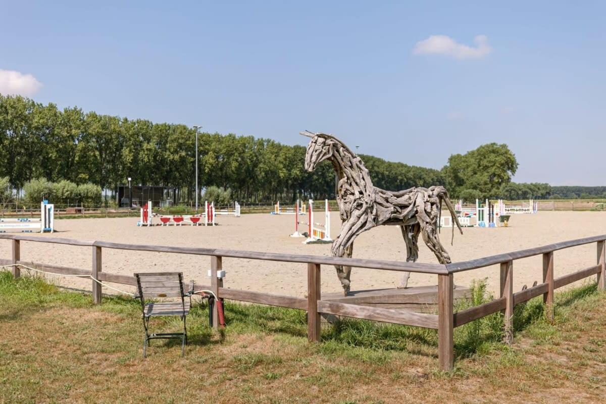 Huswell - Lord - Charming Double Room At Ranch "De Blauwe Zaal" Μπριζ Εξωτερικό φωτογραφία